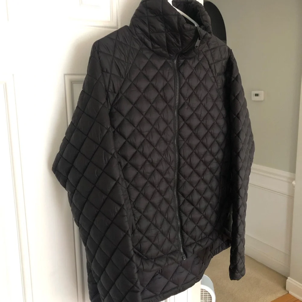 New: Athleta Whisper Featherless Jacket. Black. Size Small